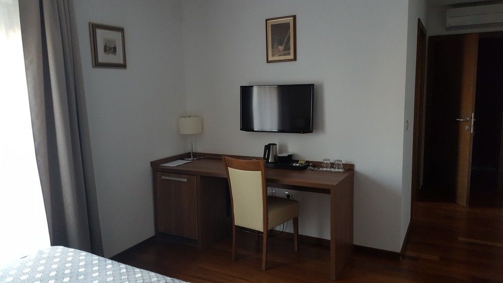 Residence Villa Karda Poreč Exteriör bild